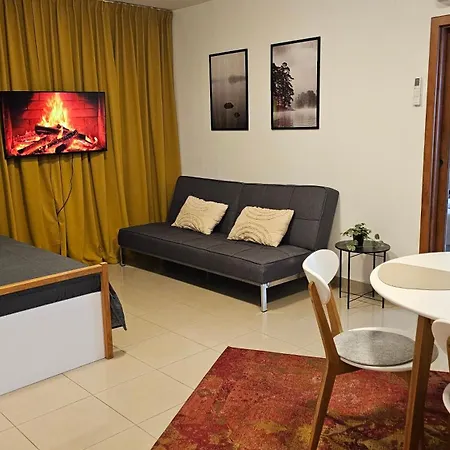 Appartement Turecka 49 2 Nové Zámky