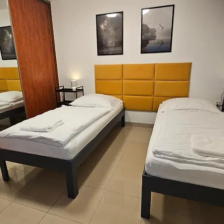 Turecka 49 2 Daire Nové Zámky